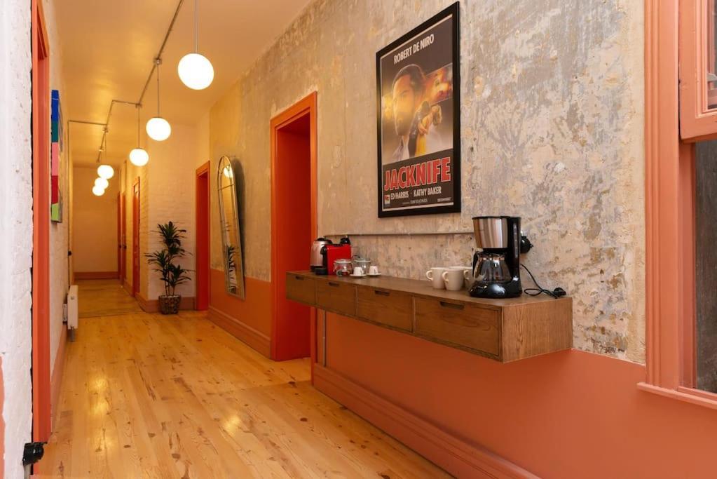 Penelope's Loft - Just Renovated 5br In Centre Daire *